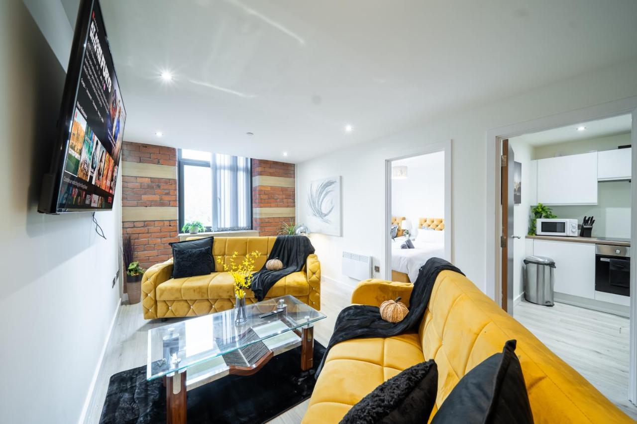 Bv Spacious 1-Bedroom Apartment Close To Town Center - Sleeps 6 Брадфорт Екстериор снимка